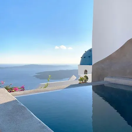 Villa Luxury Blue Dome Santorini